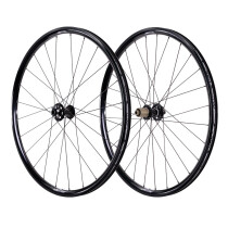 Halo - White Line Disc Hinterrad SRAM/Shimano - 700c // SALE