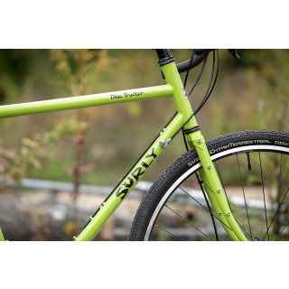 Surly Disc Trucker Frameset Hi Viz Black 700c 649 90